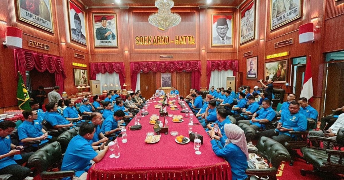 KNPI Kabupaten Bogor audiensi dan buka puasa bersama Bupati Rudy Susmanto. Pelantikan akbar 2.000 kader disiapkan untuk penguatan kepemudaan.