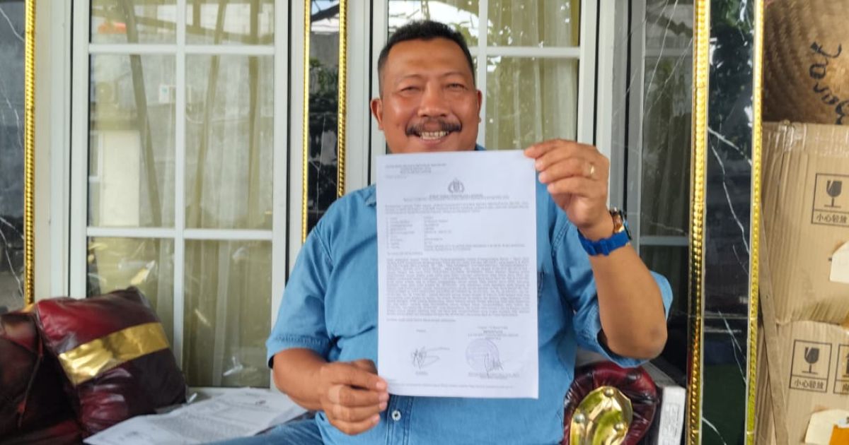 Kasno melaporkan Atet Handiatna Juliandri Sihombing ke Polres Metro Depok terkait dugaan penipuan yang menyebabkan kerugian Rp40 juta setelah somasi dan upaya kekeluargaan tidak mendapat respons.