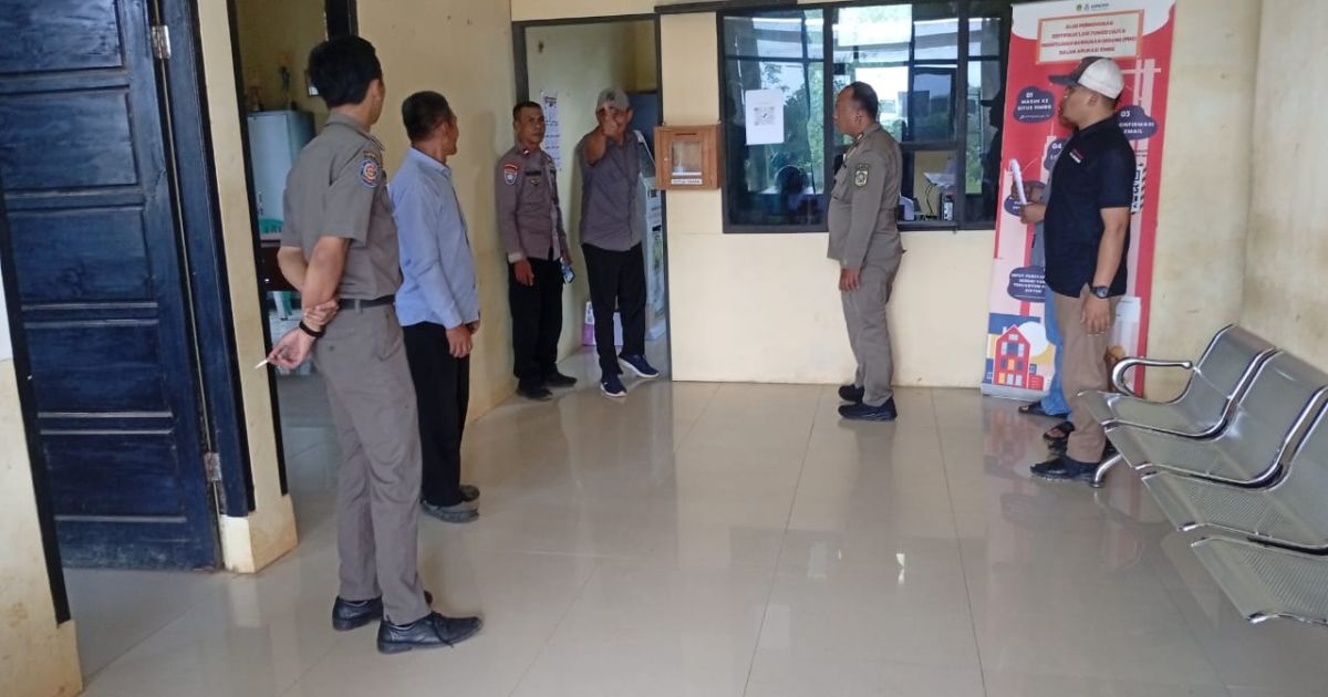 Begal Bersenpi Teror Kantor Desa di Bogor, Motor Pegawai Dirampas