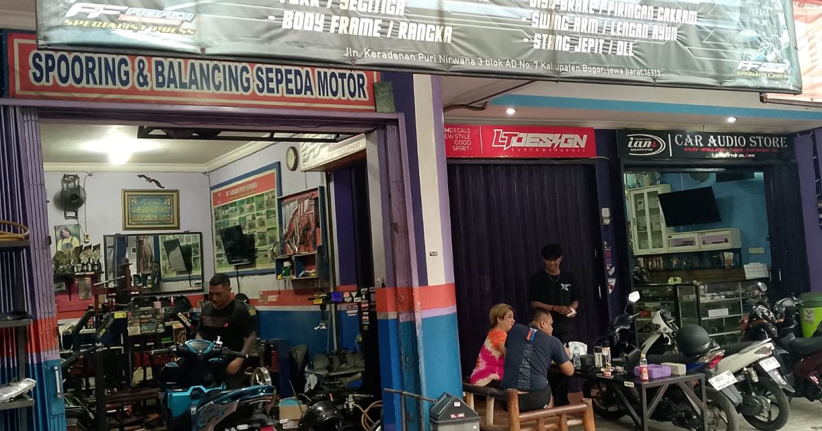 Bengkel spesialis press pelek motor dan mobil di kawasan Jalan Raya Karadenan, Perumahan Puri Nirwana Ruko Blok A/D-7, Cibinong, Kabupaten Bogor