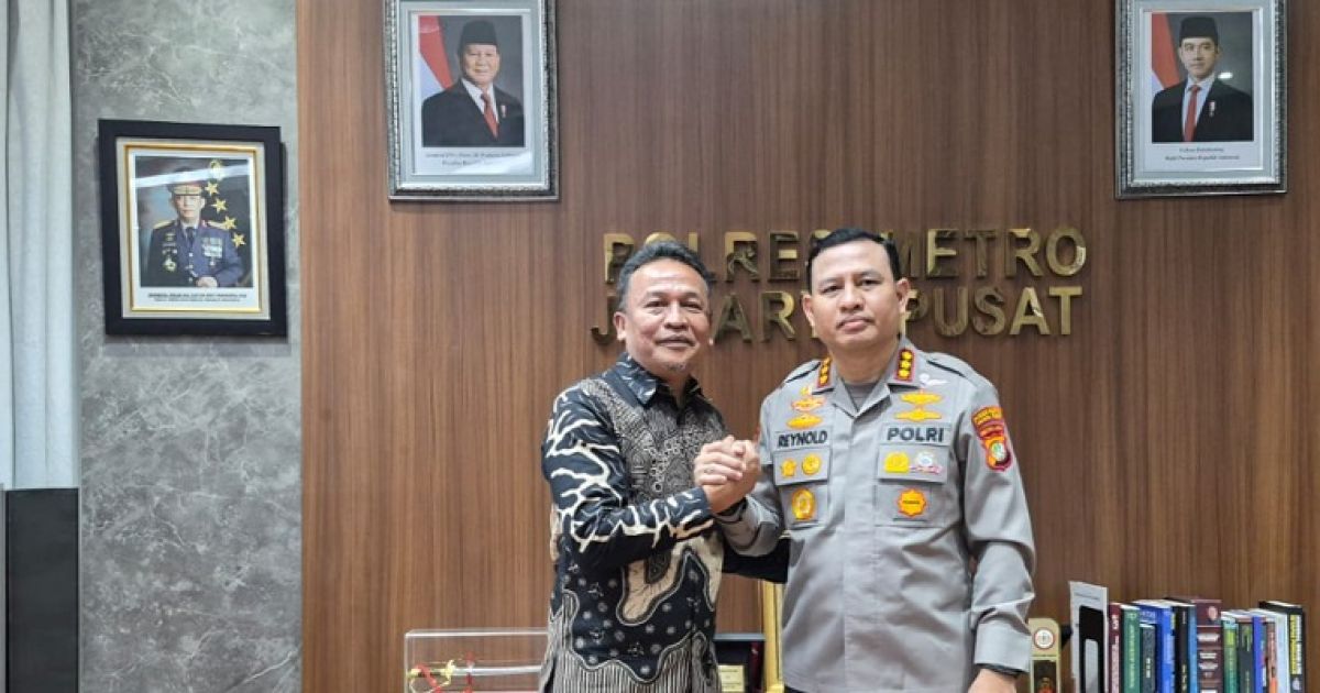 Ketua Bidang Pembelaan dan Pembinaan Hukum Persatuan Wartawan Indonesia (PWI) Pusat, Anrico Pasaribu, melakukan silaturahmi dengan Kapolres Metro Jakarta Pusat yang baru, Kombes Pol Reynold Hutagalung, pada Jumat (10/4/2026) pagi.