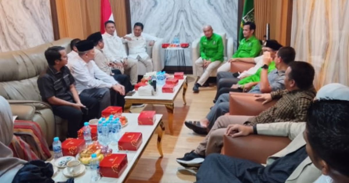 Silaturahmi PKS dan PKB di Depok soroti rendahnya bantuan partai politik. M. Faizin desak kenaikan banpol demi kualitas demokrasi
