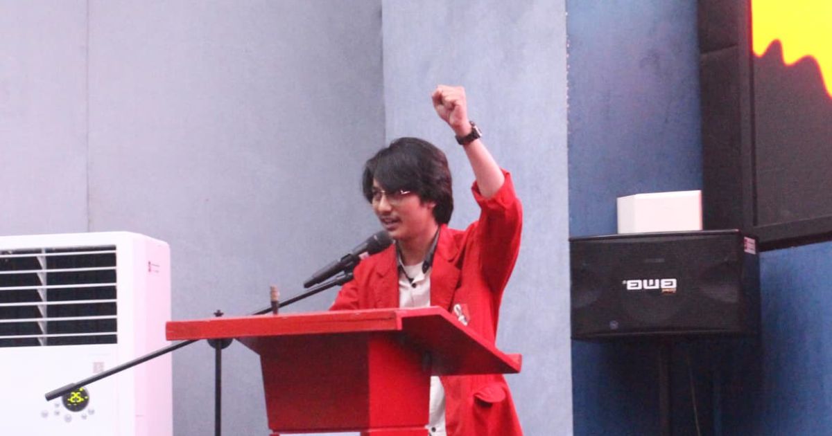Pelimpahan kasus Andrie Yunus ke TNI memicu pertanyaan soal supremasi hukum sipil. Opini ini mengulas perspektif KUHAP dan pentingnya transparansi penegakan hukum.