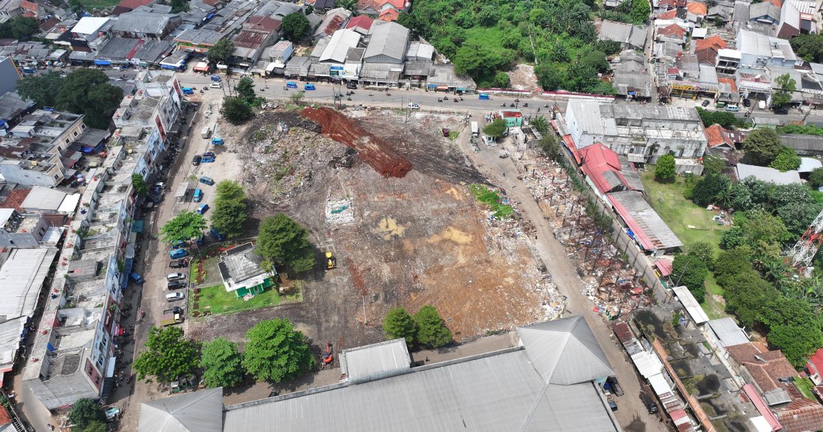 Bupati Bogor Rudy Susmanto prioritaskan penataan Pasar Parung sebagai langkah awal transformasi ekonomi kawasan utara. Relokasi PKL dan integrasi infrastruktur jadi fokus utama.