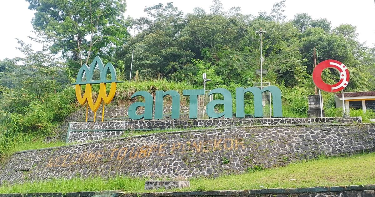 ANTAM merespons dugaan tambang ilegal di Pongkor dengan melakukan investigasi internal. Perusahaan tegaskan komitmen zero tolerance terhadap aktivitas PETI.