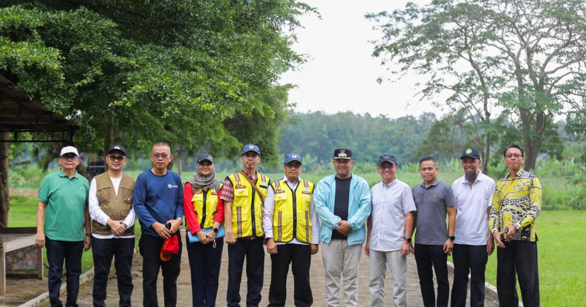 Pemkab Pesawaran bersama Kementerian PUPR meninjau lokasi pembangunan Sekolah Rakyat di Gedong Tataan. Lahan 9 hektare disiapkan untuk menampung 1.080 siswa dari keluarga kurang mampu.