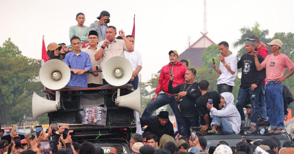 Temui Massa Aksi, Bupati Bogor Kawal Aspirasi Tambang hingga ke Pemprov Jabar