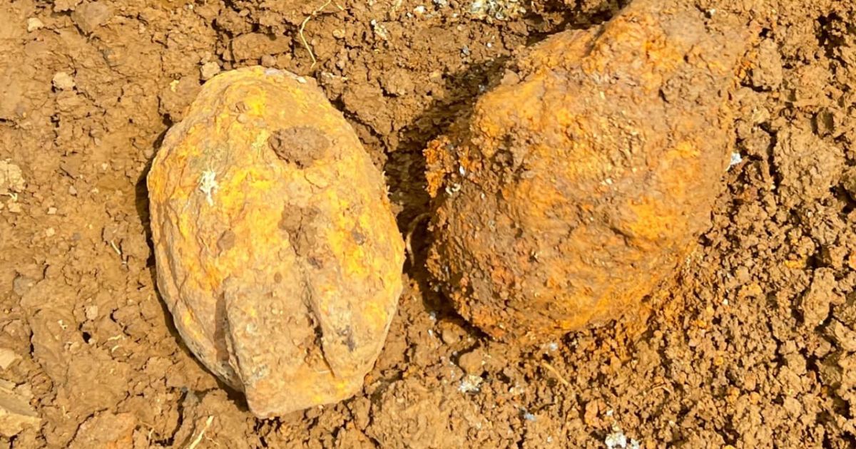 Heboh! Dua Granat Berkarat Ditemukan di Kebun Warga Cigudeg