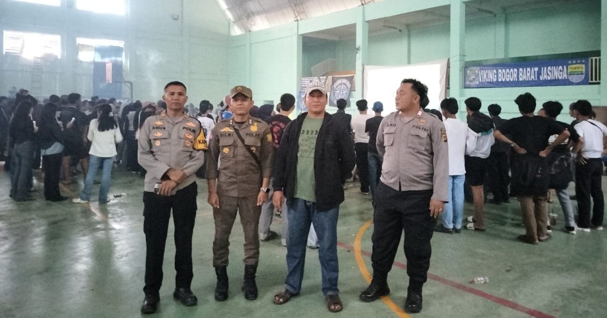 Ratusan Bobotoh Padati GOM Jasinga Nobar Persib vs Persija