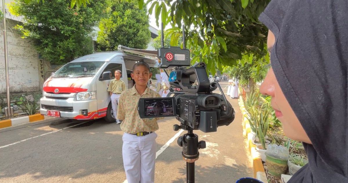 Diskominfo Kabupaten Bogor Kenalkan Broadcasting ke Pelajar Lewat OBI Van