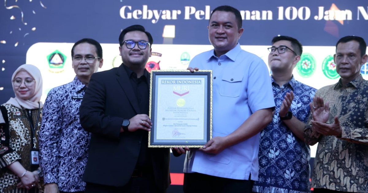 Pemkab Bogor Raih Rekor MURI Lewat Pelayanan Publik Nonstop 100 Jam