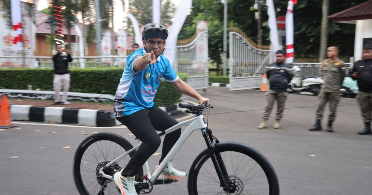 Sambut HJB ke-544, Sekda Kabupaten Bogor Lepas Peserta Gowes Napak Tilas, Kenalkan Sejarah dan Potensi Daerah