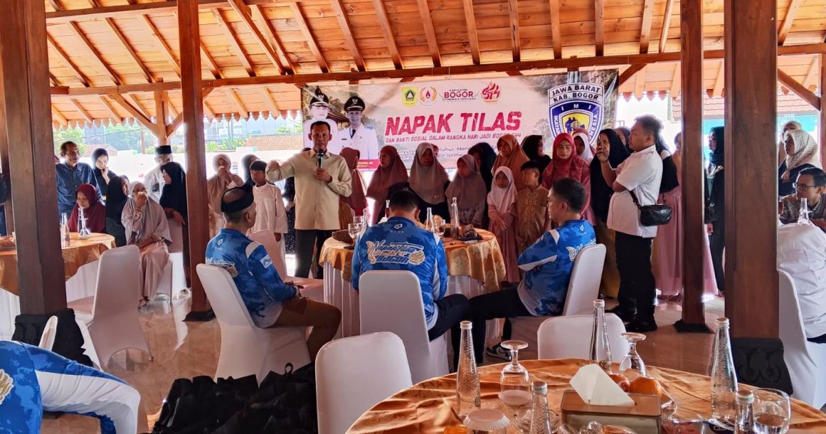 Peringatan HJB ke-544 diisi napak tilas sejarah perjuangan Kabupaten Bogor. Ratusan peserta menyusuri jejak Bupati pertama Raden Ipik Gandamana dari Jasinga hingga Pendopo Malasari sambil menyalurkan bantuan sosial kepada warga.