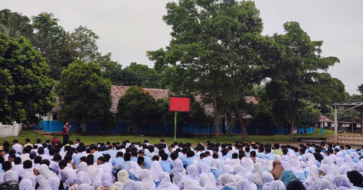 SMPN 2 Ciseeng Tanamkan Karakter Religius, Salat Duha Jadi Rutinitas Ratusan Siswa