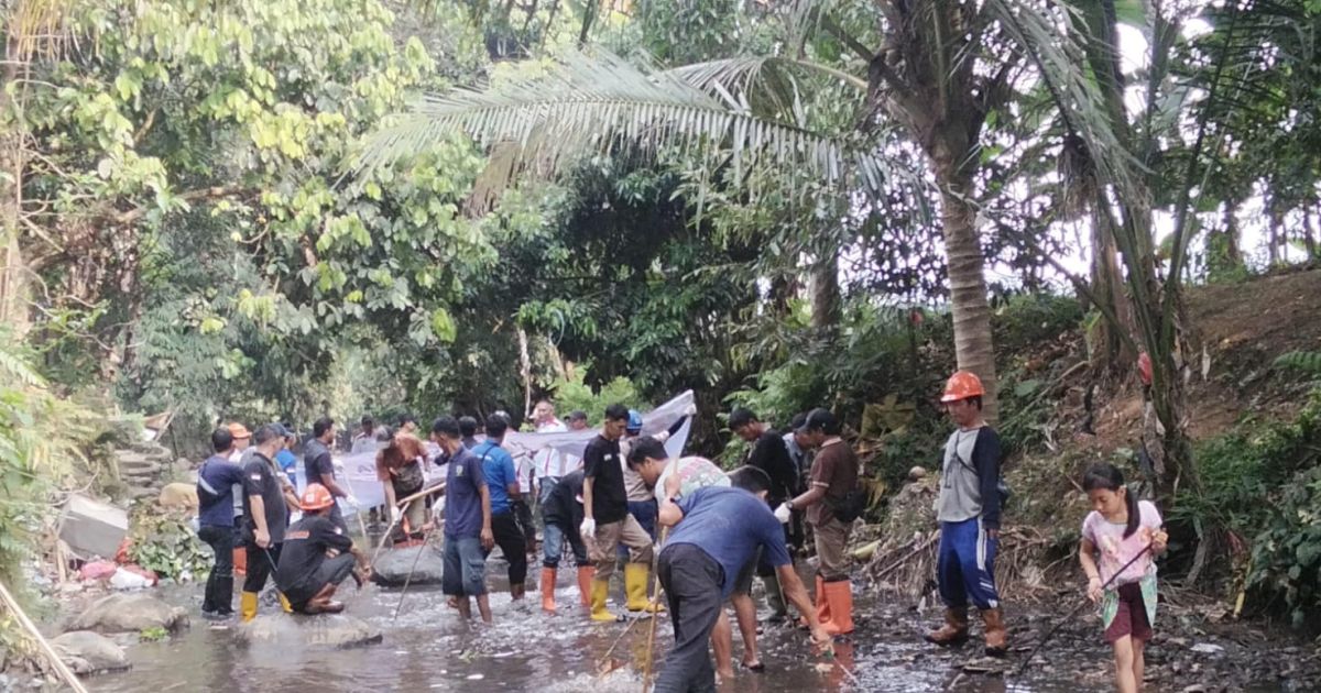 Hari Lingkungan Hidup Sedunia 2026, PTPN IV Gelar Aksi Bersih Sungai Bersama Masyarakat