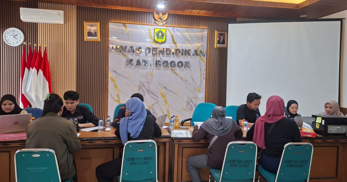Disdik Kabupaten Bogor Buka Helpdesk SPMB 2026, Bantu Orang Tua Atasi Kendala Pendaftaran