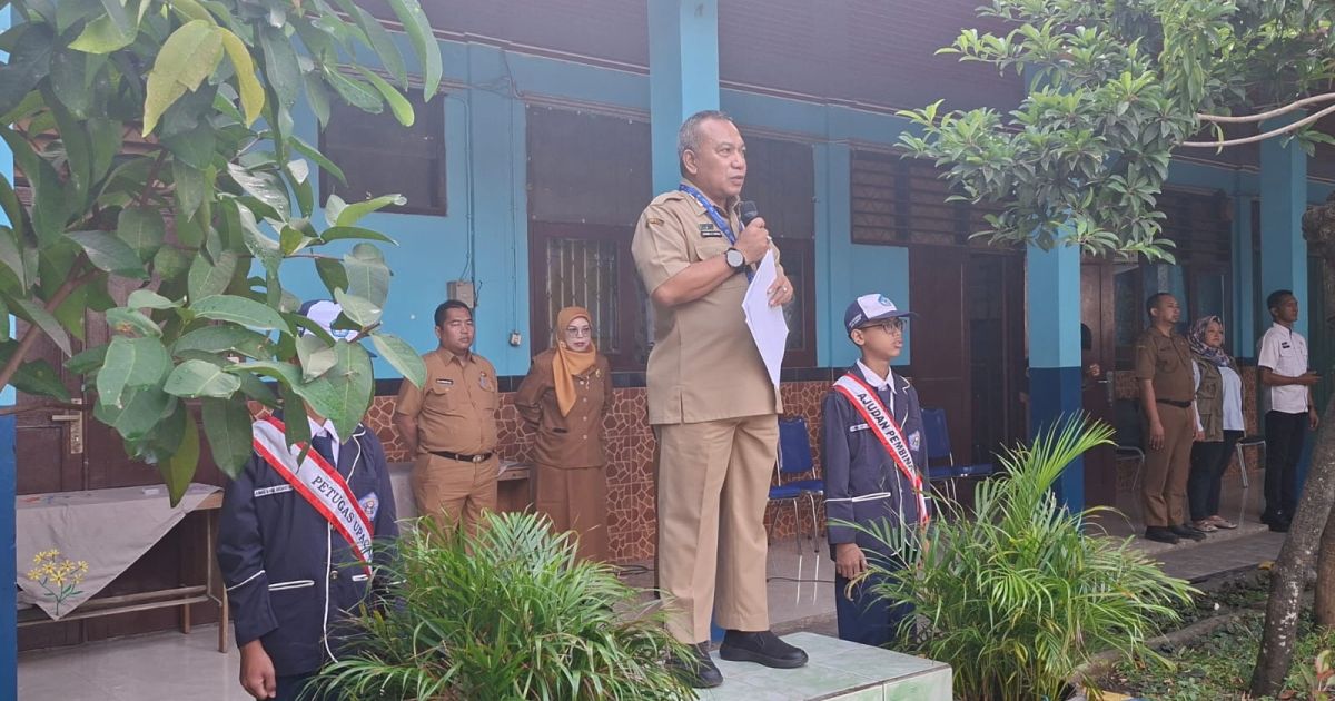 PD Goes to School, Kadiskominfo Bogor Sampaikan Pesan Anti Narkoba dan Penguatan Karakter di SMPN 1 Klapanunggal