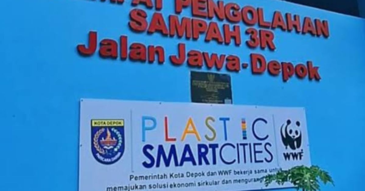 Pemkot Depok menyiapkan insentif pembebasan retribusi sampah bagi warga yang konsisten memilah sampah dari rumah. Program ini didukung operasional TPS 3R Jalan Jawa di Beji.