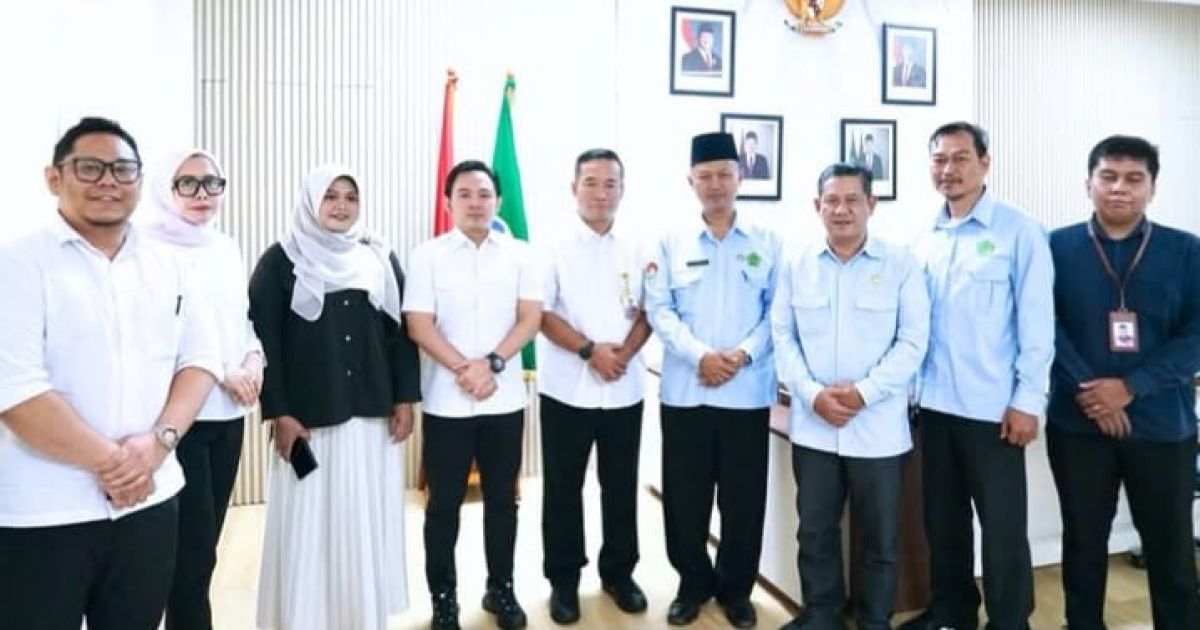BPN Kota Depok dan Kemenag Kota Depok memperkuat sinergi untuk mempercepat sertifikasi tanah wakaf serta mendukung rencana pendirian Madrasah Aliyah Negeri (MAN) guna meningkatkan kepastian hukum aset umat dan akses pendidikan berkualitas.