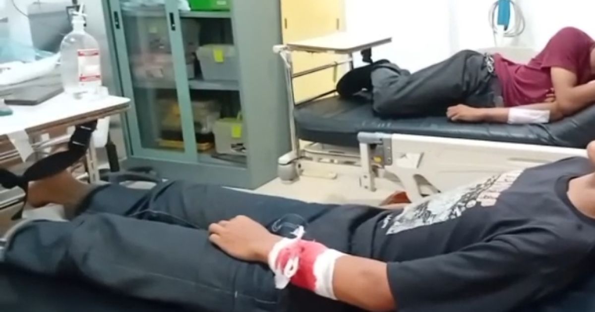 Korban Pembacokan di Cikereteg, Kecamatan Caringin - Bogor saat dilakukan perawatan di RSUD Ciawi. (Foto/istimewa)