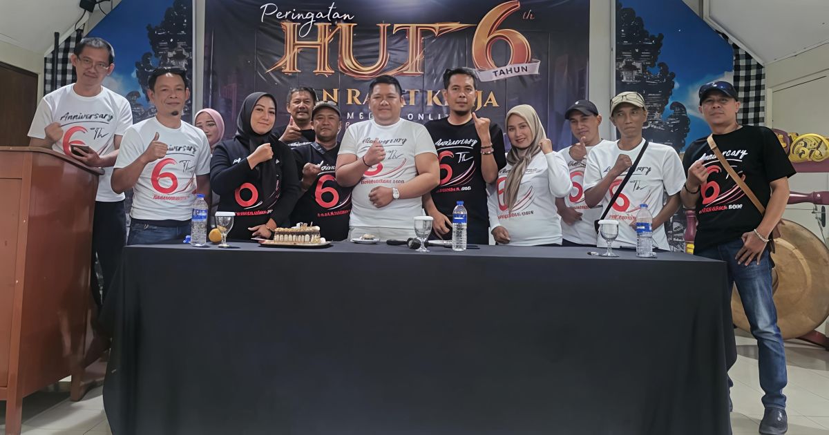 Kegiatan Rapat Kerja dan peringatan HUT ke-6 Media Online beritasatoe.com yang dihadiri jajaran manajemen dan redaksi Be di Hotel Pesona Anggraini, Cisarua, Kabupaten Bogor, Selasa (7/7/2026).