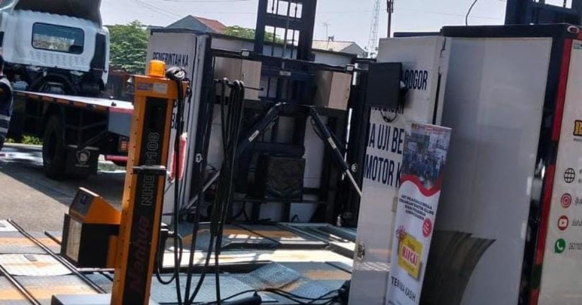 Dishub Kabupaten Bogor membantah dugaan pungutan dalam layanan Uji KIR Keliling di Leuwiliang. Plt Kasi Uji Berkala Kendaraan menegaskan tidak ada biaya di luar ketentuan dan mengimbau masyarakat menggunakan pendaftaran resmi.