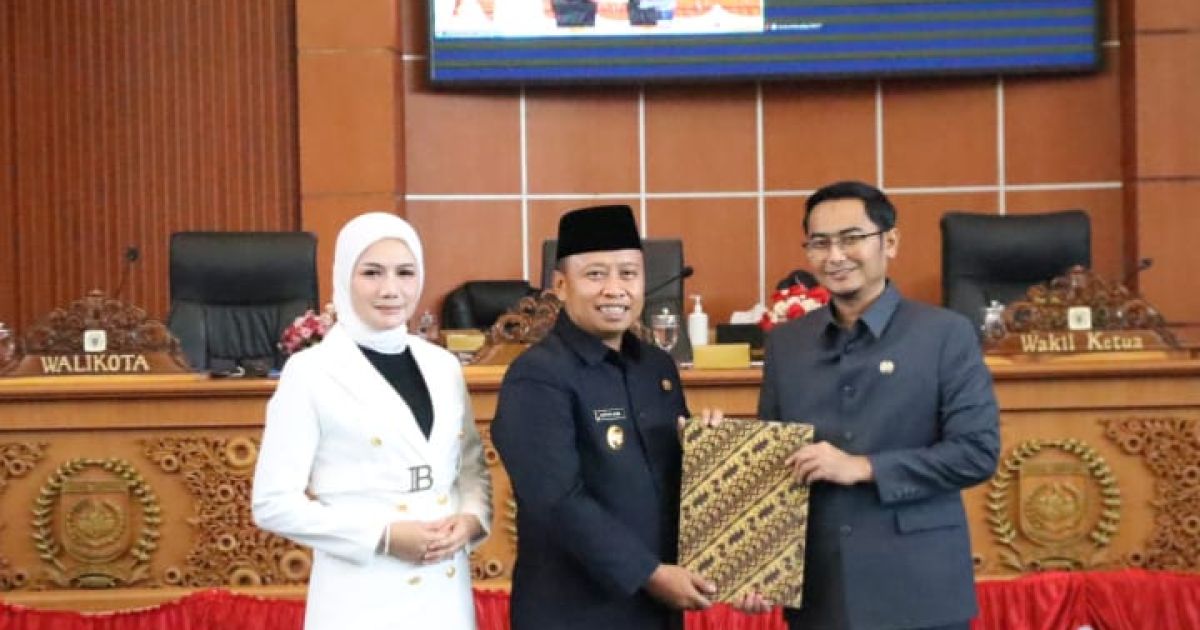Wali Kota Depok Supian Suri menegaskan pentingnya sinergi antara Pemkot dan DPRD dalam Rapat Paripurna persetujuan Raperda Pertanggungjawaban APBD 2025 sebagai wujud tata kelola pemerintahan yang transparan dan akuntabel.