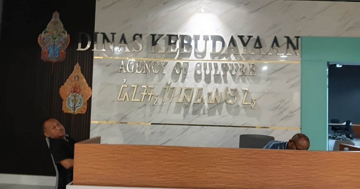 Paket Belanja Modal Rambu Tidak Bersuara senilai Rp425 juta pada Dinas Kebudayaan Kabupaten Bogor dalam RUP 2026 menjadi sorotan karena dinilai tidak lazim dan memunculkan pertanyaan terkait kewenangan OPD.