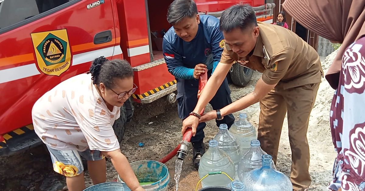 Kemarau Panjang Picu Krisis Air Bersih, Pemdes Koleang dan BPBD Bogor Salurkan Bantuan Air ke Warga