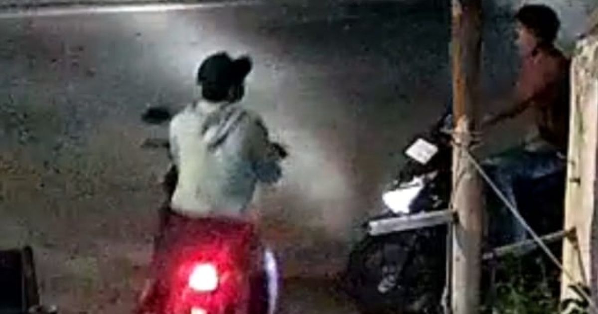 Terekam CCTV, Pelaku Curanmor Gasak Honda Beat Deluxe di Jasinga Bogor