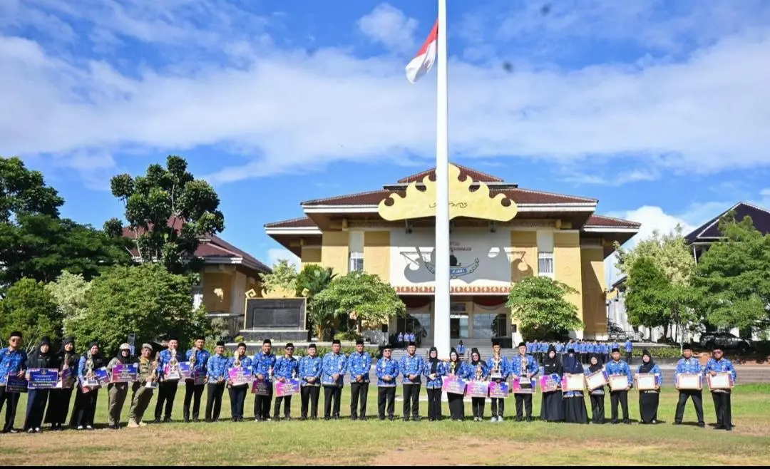 HUT KORPRI ke-54, Pemkab Pesawaran Beri Apresiasi ASN Berprestasi dan Santunan untuk Purna Tugas