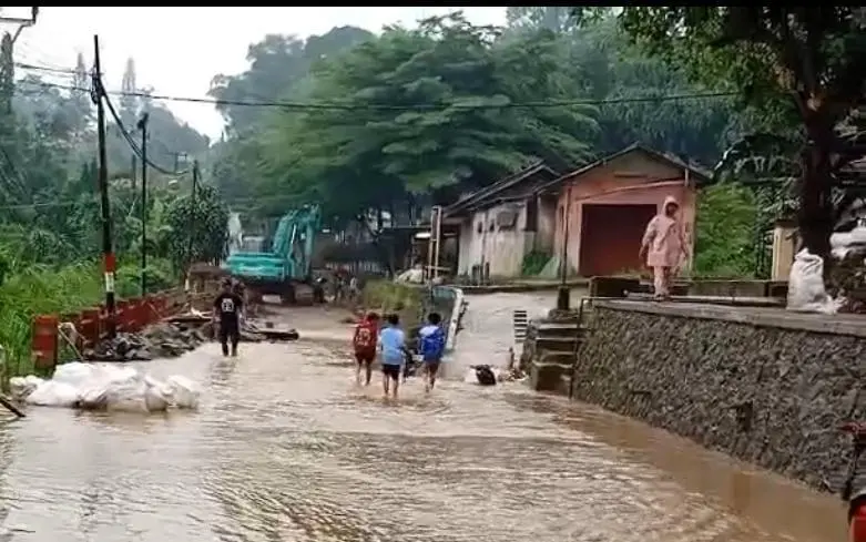 Proyek Pemasangan Box Culvert di Telukpinang Gagal Atasi Banjir, Warga Kecewa!