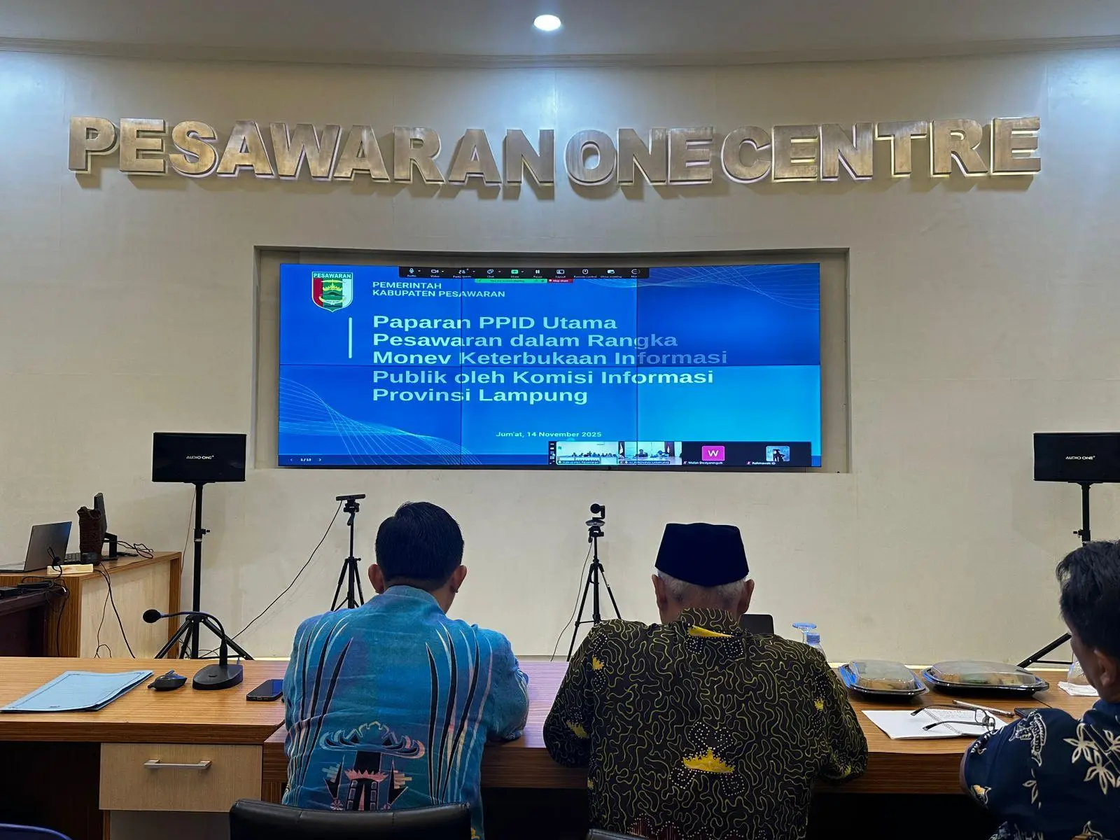 Pesawaran Pacu Keterbukaan Informasi Publik: Raih Penghargaan di E-Monev 2025!