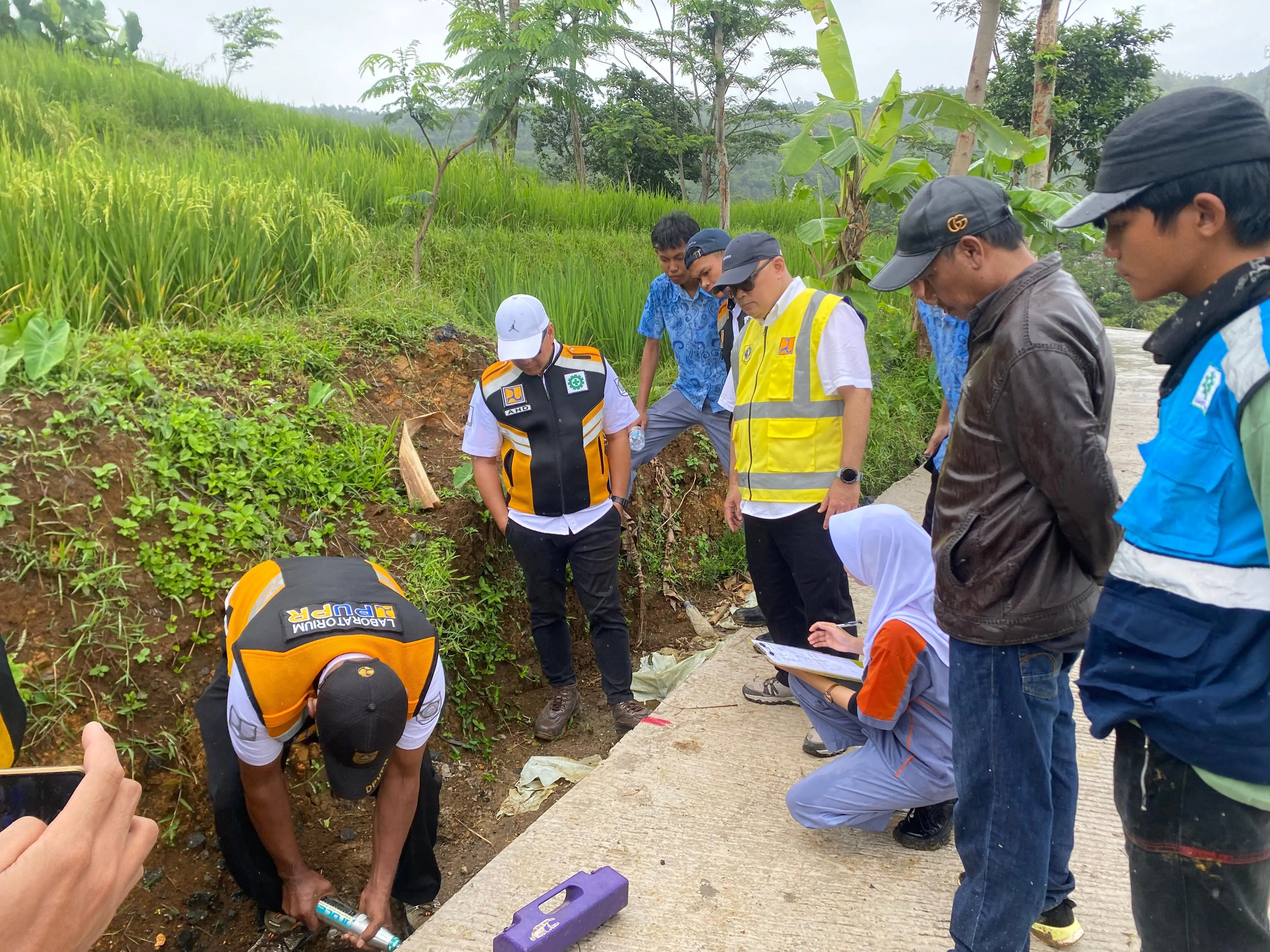 Kabupaten Bogor Genjot Infrastruktur Jalan Pelosok Sukajaya
