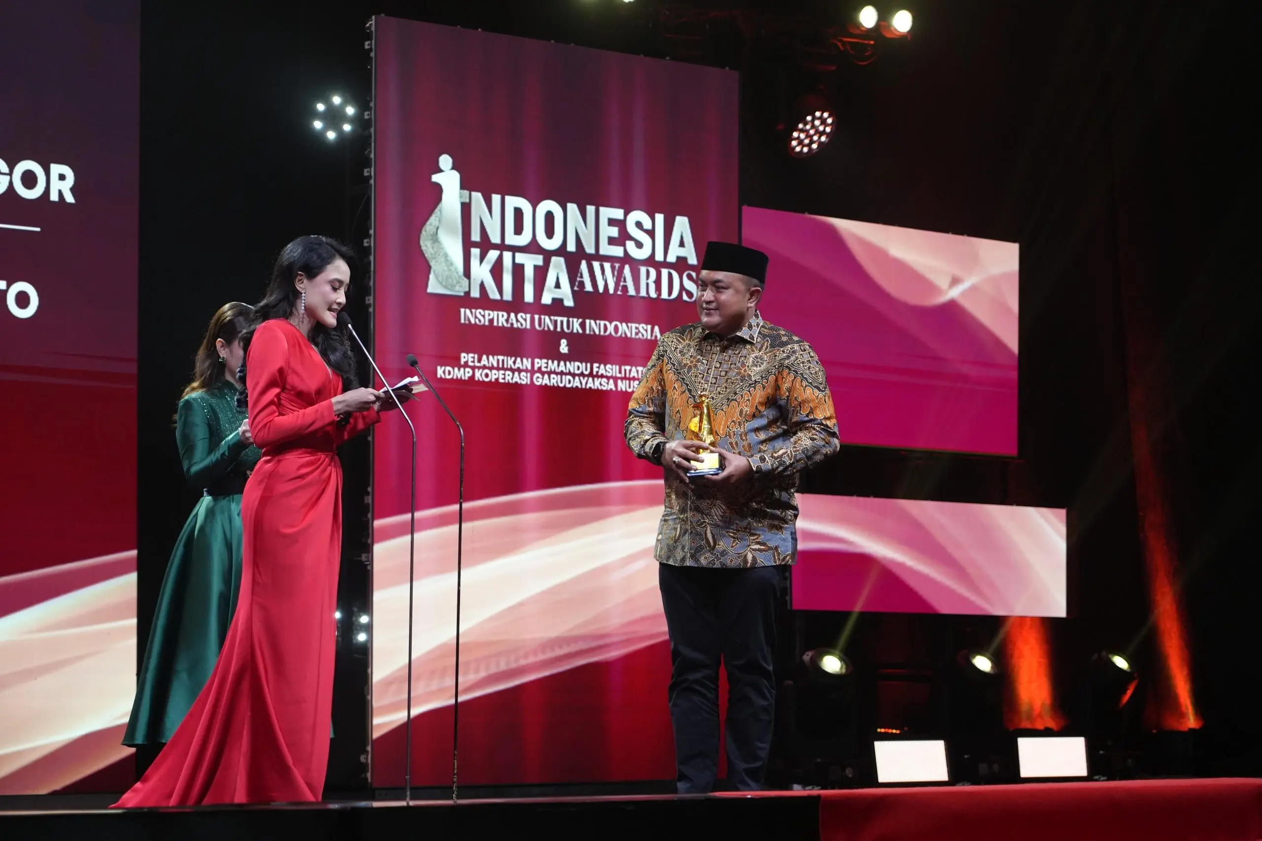 Dari Desa Membangun Indonesia, Rudy Susmanto Raih Indonesia Kita Awards 2025