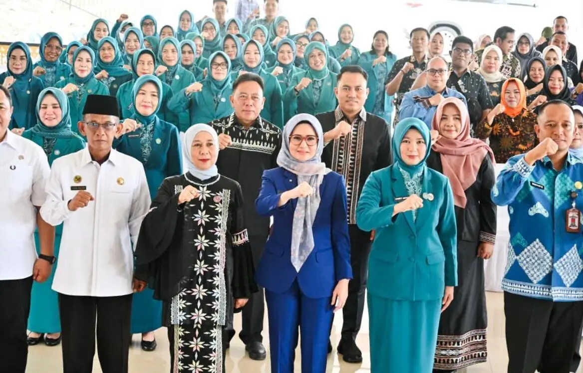 Pesawaran Bergerak: Bupati Nanda Indira Lantik Sederet Srikandi Penggerak Daerah