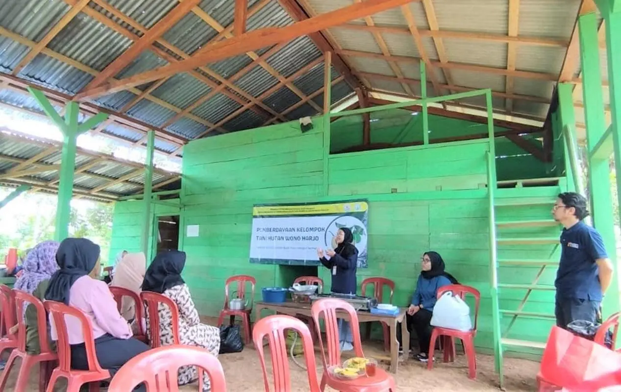 Pala Naik Kelas! Petani Pesawaran Sulap Jadi Permen Herbal Beromzet