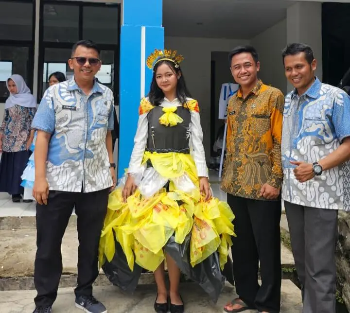 631 Siswa Ikuti Kokurikuler Kreatif, SMPN 2 Caringin Angkat Tema Ramah Lingkungan