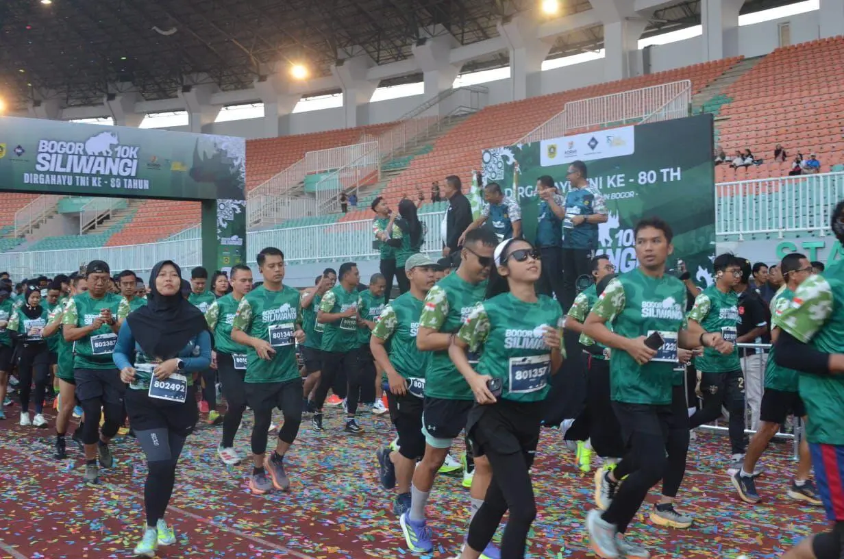 Ribuan Peserta Meriahkan Bogor 10K Siliwangi Run di Stadion Pakansari