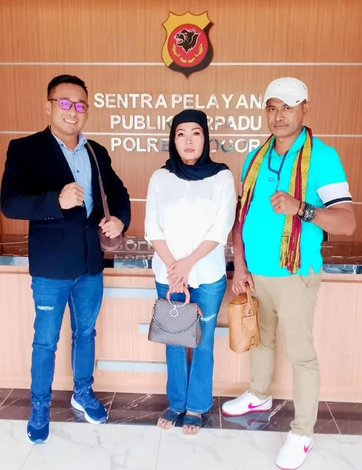 Petir Bogor Raya Dampingi Keluarga Korban Dugaan Pelecehan Anak di Polres Bogor