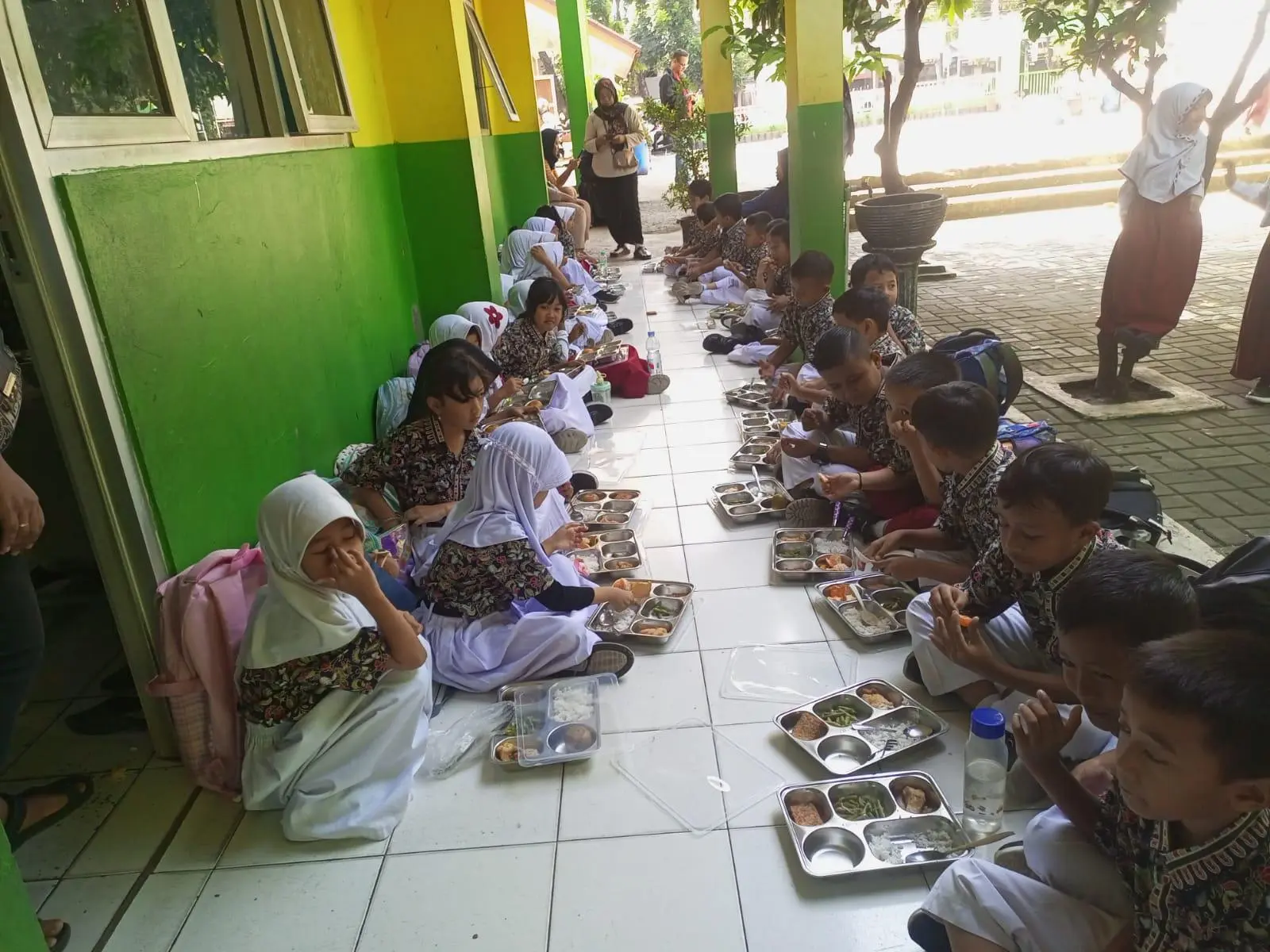 Program MBG Resmi Bergulir di Bogor, Bupati: Investasi untuk Generasi Sehat