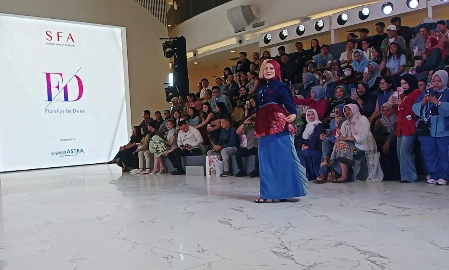 Fashion Nation 2025: Batik Gong Bolong Depok Jadi Sorotan di Senayan City