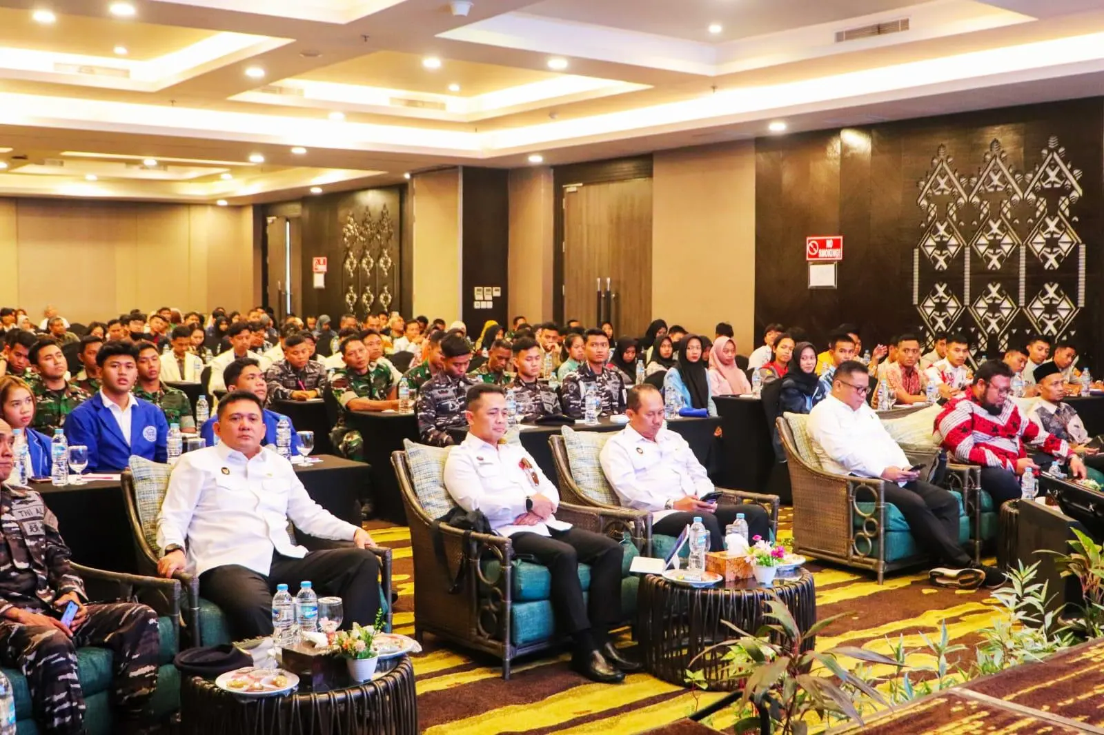 Kemenko Polkam Gelar Seminar Literasi Digital di Bandung, Bahas Echo Chamber & Post-Truth