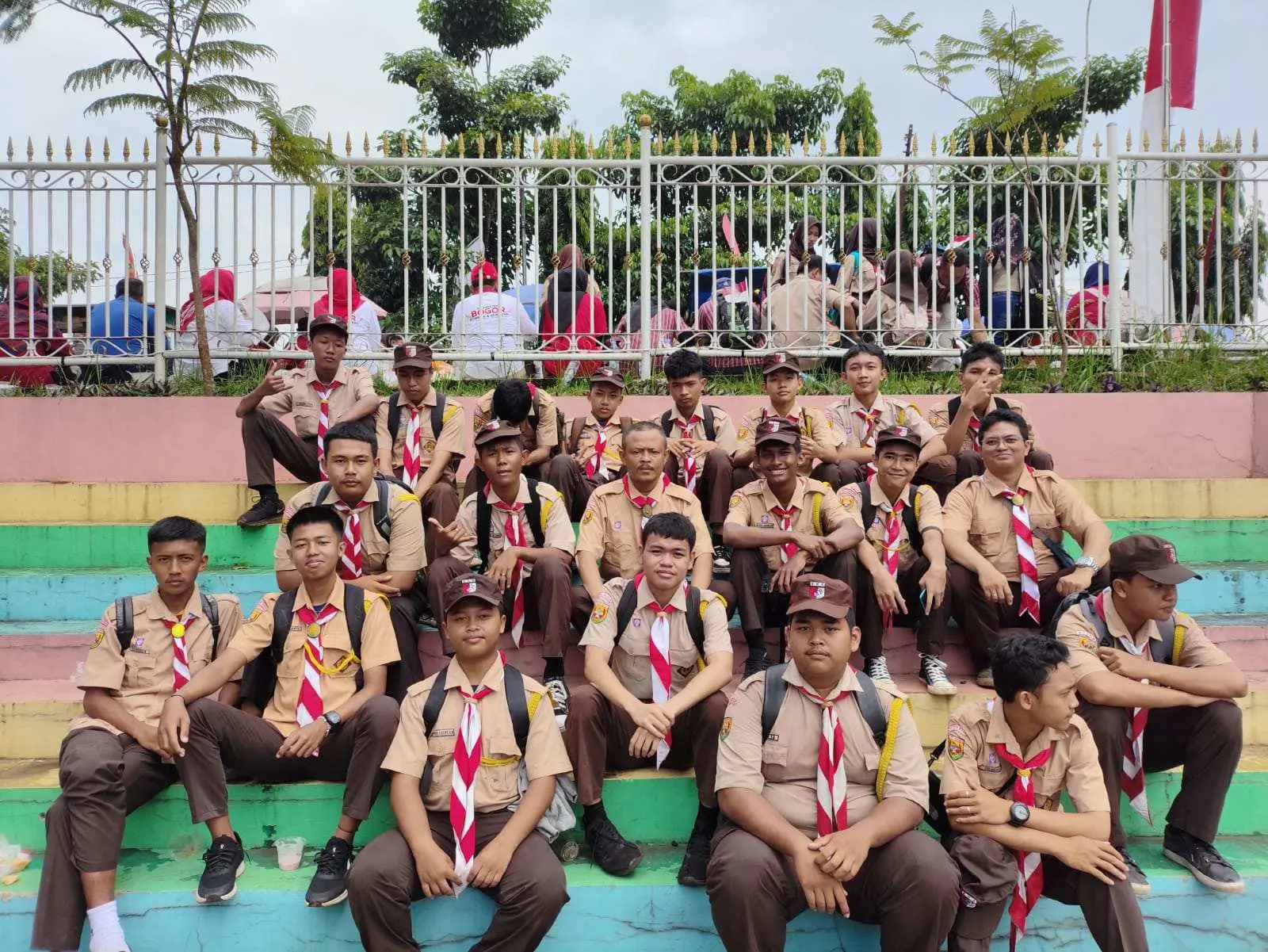 SMK Bangun Nusa Bangsa Beri Warna di Kirab Merah Putih HUT RI ke-80