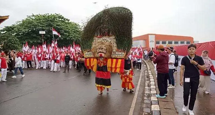 Tari Reog Ponorogo Jadi Magnet Kirab Merah Putih di Kabupaten Bogor