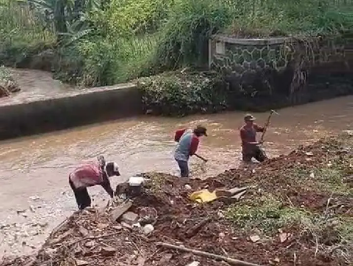 Arahan Bupati Bogor, Rancabungur Gerak Cepat Normalisasi Sungai Terdampak Banjir