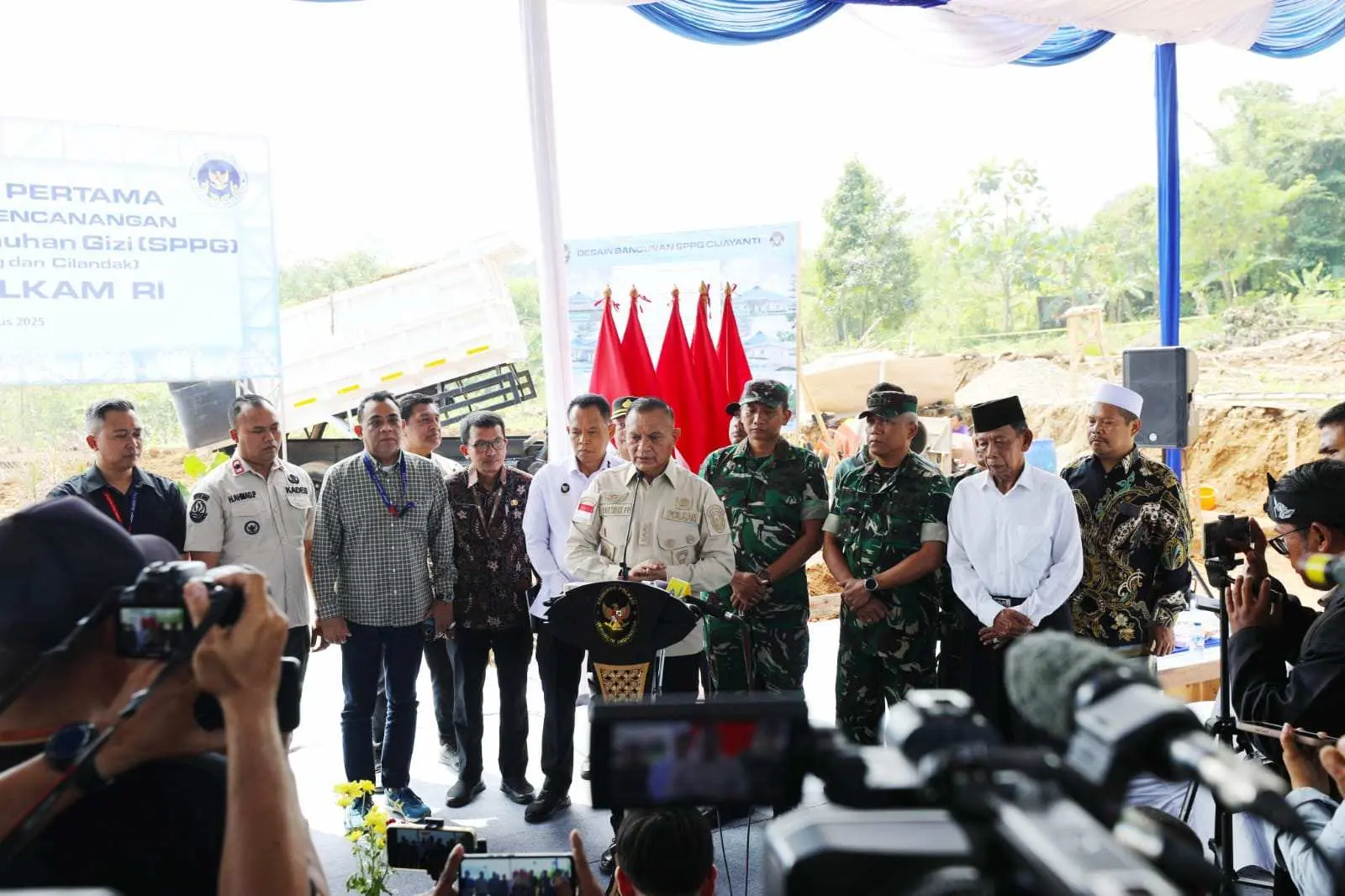 SPPG Dimulai di Bogor, Wamenko Polkam: Ini Investasi Masa Depan Bangsa