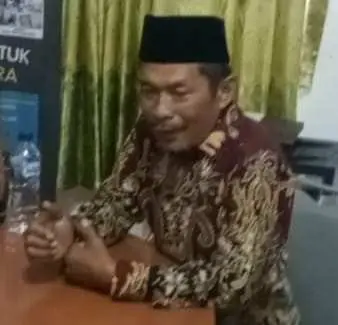 APBDes Dicari, Kades Mengelak! Warga Pantai Mekar Ancam Gembok Kantor Desa