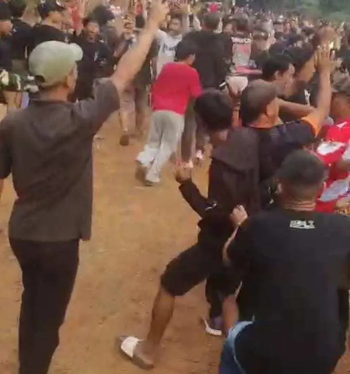 Baku Hantam di Lapangan! Panitia Pordes Cup Kalongsawah 2025 Putuskan Kompetisi Dihentikan