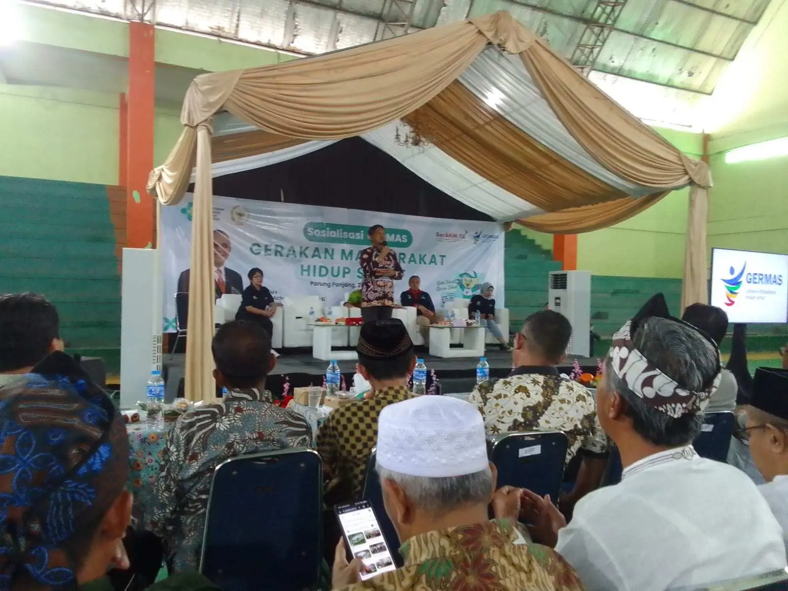 Anggota DPRD Kabupaten Bogor, Sutoto, Ajak Warga Parungpanjang Terapkan Pola Hidup Sehat Lewat GERMAS